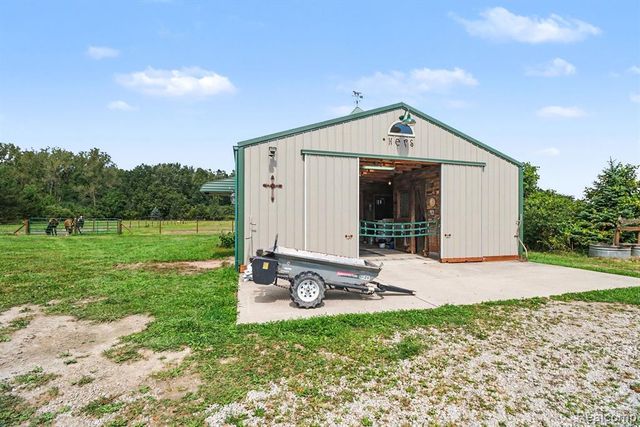 27800 Van Horn Road, New Boston, MI 48164