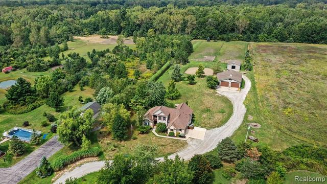 27800 Van Horn Road, New Boston, MI 48164