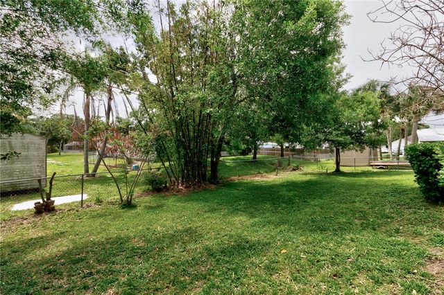 380 Bayfront Terrace, Sebastian, FL 32958