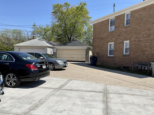 6050 Appleton AVENUE, Milwaukee, WI 53210