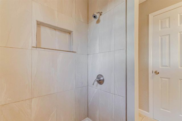 8622 Connaught Garden Drive, Houston, TX 77083