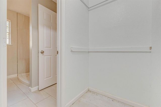 8622 Connaught Garden Drive, Houston, TX 77083