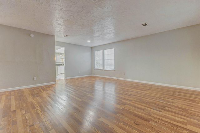 8622 Connaught Garden Drive, Houston, TX 77083