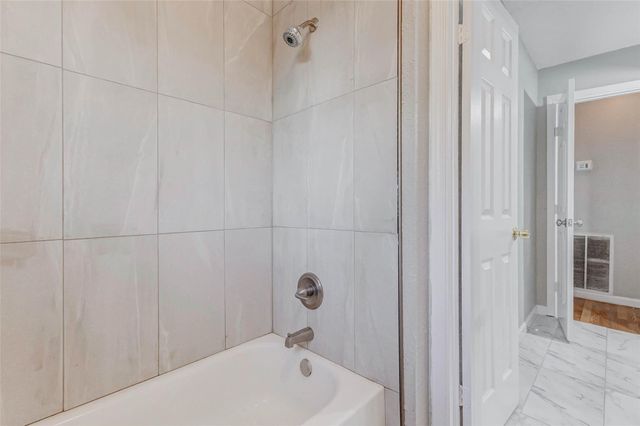 8622 Connaught Garden Drive, Houston, TX 77083