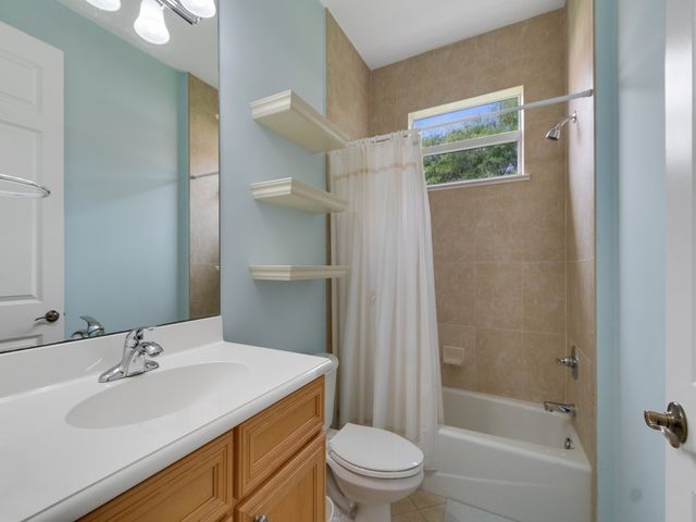 4180 E 16th Square, Vero Beach, FL 32967