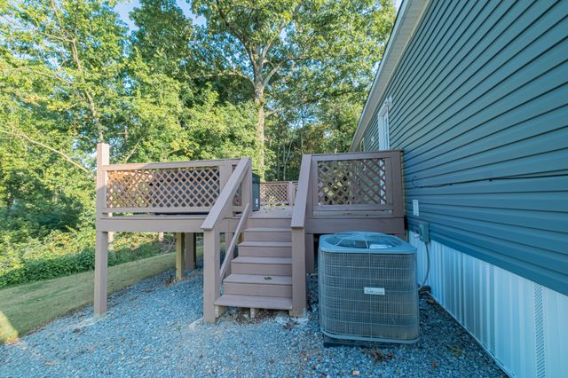 2504 Winchester Hwy, Kelso, TN 37348