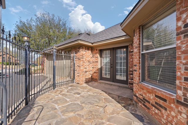 7336 Century Drive, North Richland Hills, TX 76182