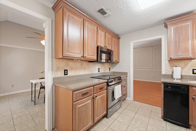 7336 Century Drive, North Richland Hills, TX 76182