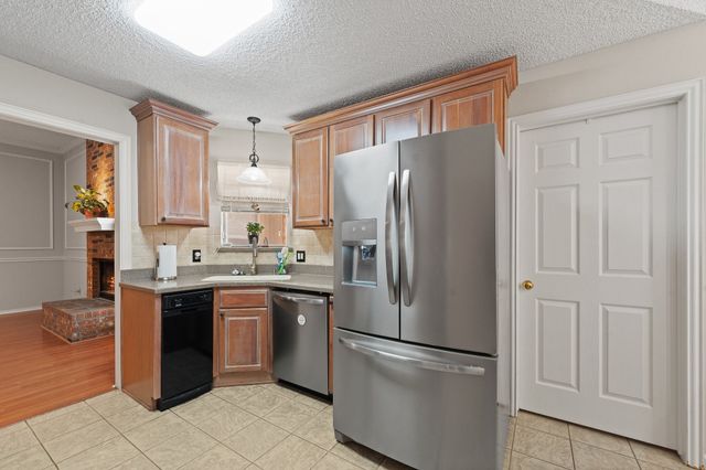 7336 Century Drive, North Richland Hills, TX 76182