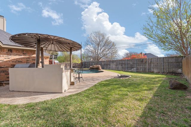 7336 Century Drive, North Richland Hills, TX 76182