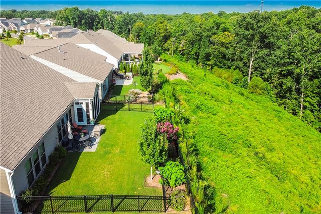 5704 Miravista Way, Hoschton, GA 30548