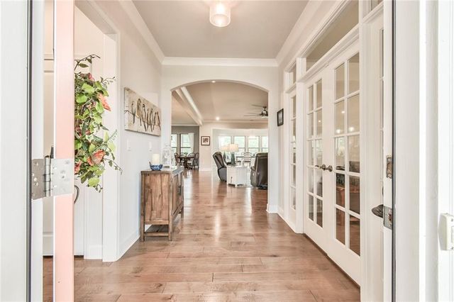 5704 Miravista Way, Hoschton, GA 30548