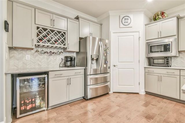 5704 Miravista Way, Hoschton, GA 30548