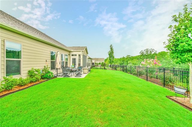 5704 Miravista Way, Hoschton, GA 30548