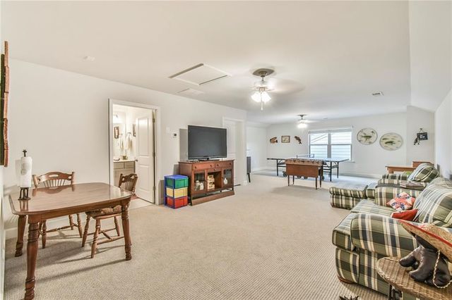 5704 Miravista Way, Hoschton, GA 30548