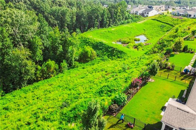 5704 Miravista Way, Hoschton, GA 30548