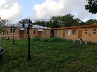 13770 NE 20th Pl 03, North Miami Beach, FL 33181