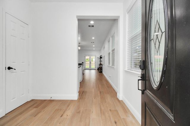 4124 Dorchester Street, Houston, TX 77016
