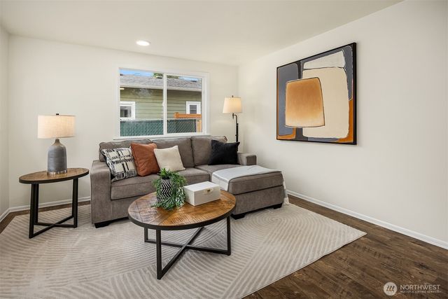 17563 12th Avenue NE, Shoreline, WA 98155