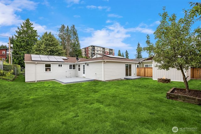 17563 12th Avenue NE, Shoreline, WA 98155