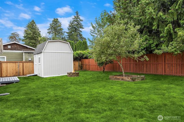 17563 12th Avenue NE, Shoreline, WA 98155