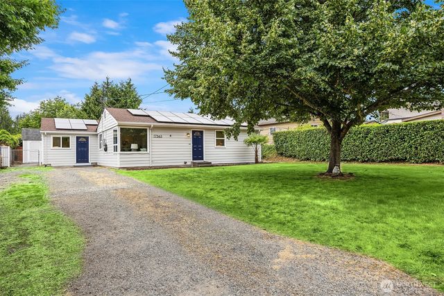 17563 12th Avenue NE, Shoreline, WA 98155