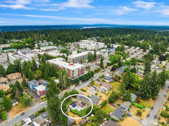 17563 12th Avenue NE, Shoreline, WA 98155