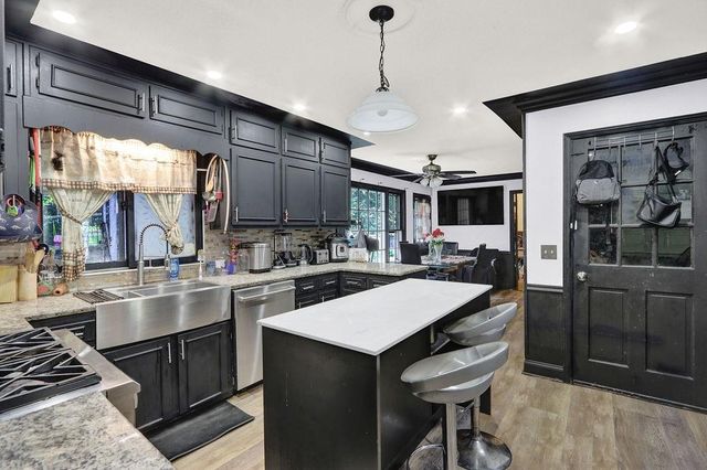 714 Wetherborn Place, Stone Mountain, GA 30083