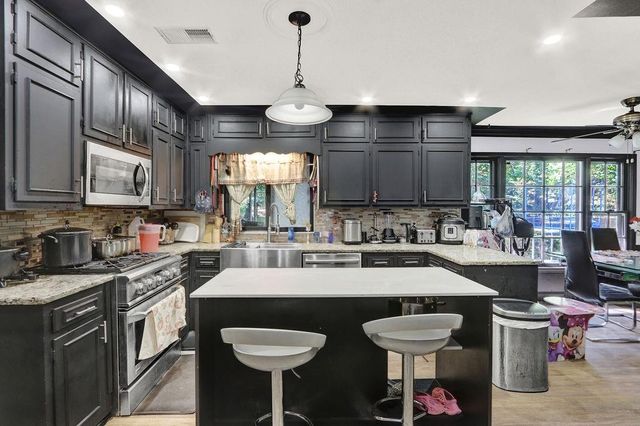714 Wetherborn Place, Stone Mountain, GA 30083