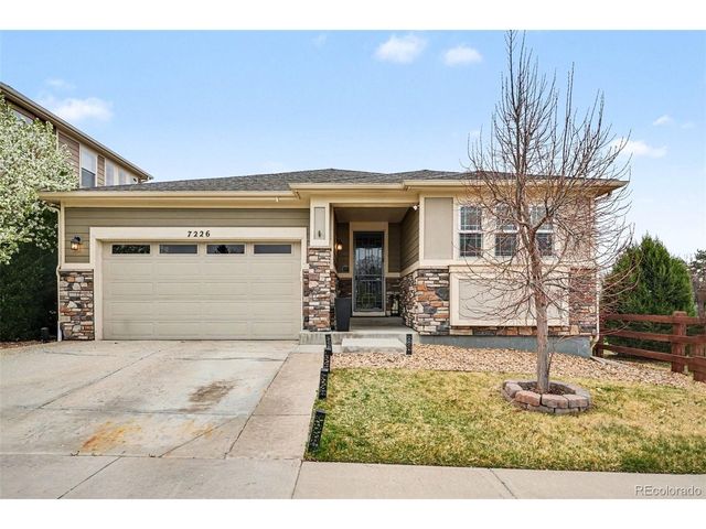 7226 Zinnia St, Arvada, CO 80005