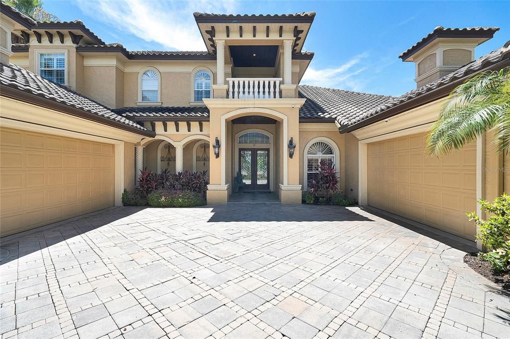 8707 SILVERTHORN ROAD, Seminole, FL 33777