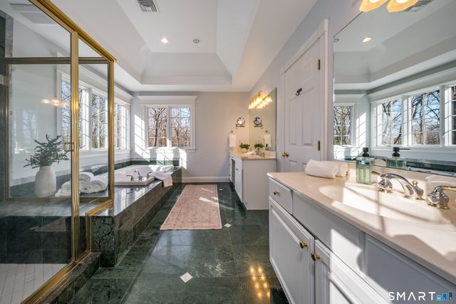 145 Kingswood Drive, Avon, CT 06001