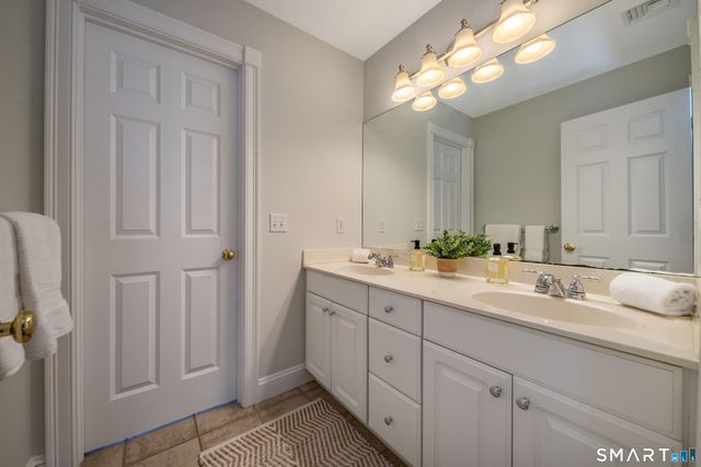 145 Kingswood Drive, Avon, CT 06001