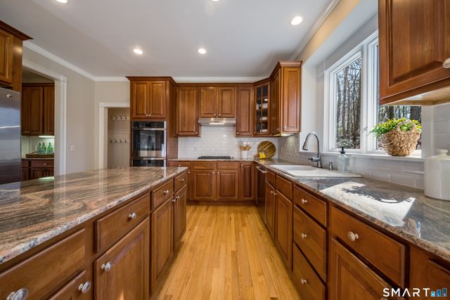 145 Kingswood Drive, Avon, CT 06001