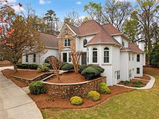 10640 N Edgewater Place, Johns Creek, GA 30097