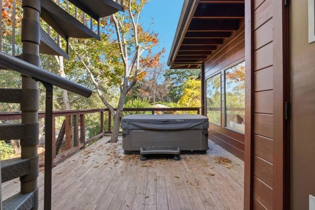 711 W California Way, Redwood City, CA 94062