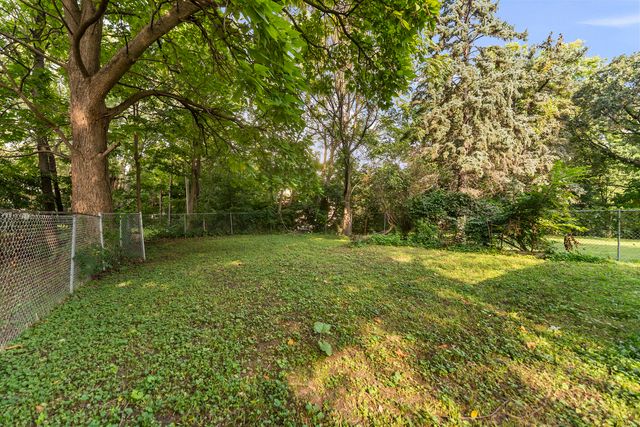 610 30th Street, Rock Island, IL 61201