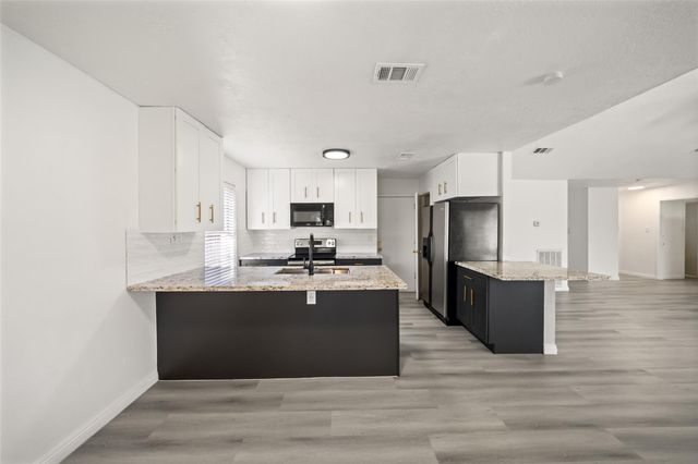 5726 Yorkgate Drive, Spring, TX 77373