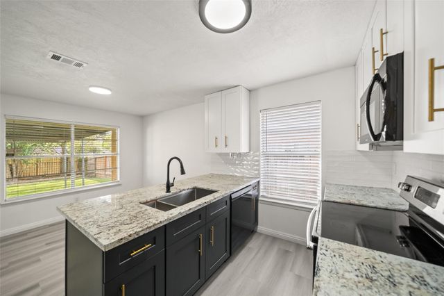 5726 Yorkgate Drive, Spring, TX 77373