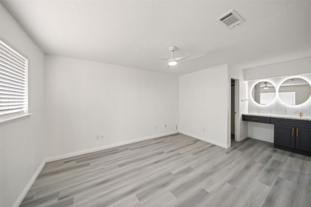 5726 Yorkgate Drive, Spring, TX 77373