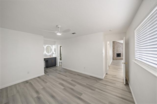 5726 Yorkgate Drive, Spring, TX 77373