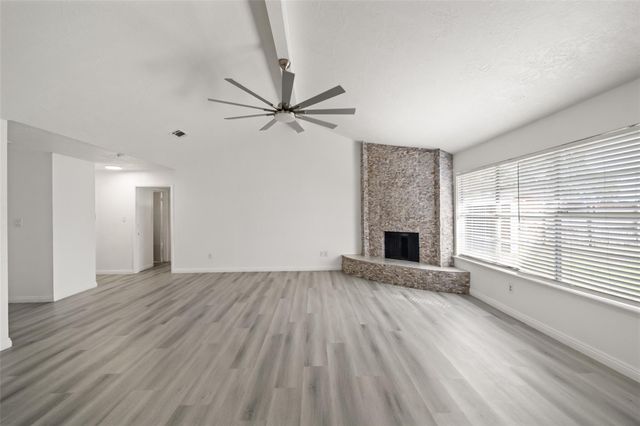 5726 Yorkgate Drive, Spring, TX 77373