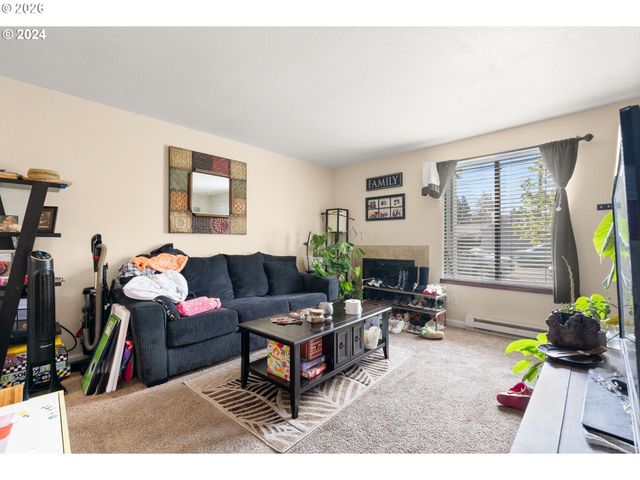 5123 Ne KILLINGSWORTH St, Portland, OR 97218