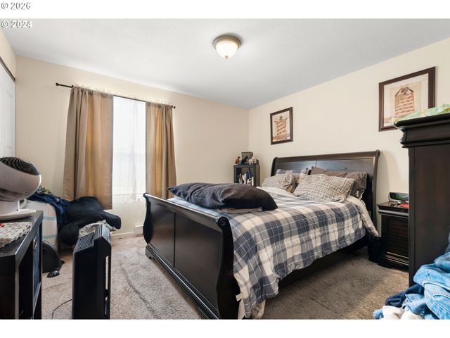 5123 Ne KILLINGSWORTH St, Portland, OR 97218