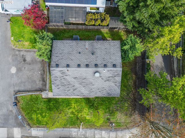 5123 Ne KILLINGSWORTH St, Portland, OR 97218