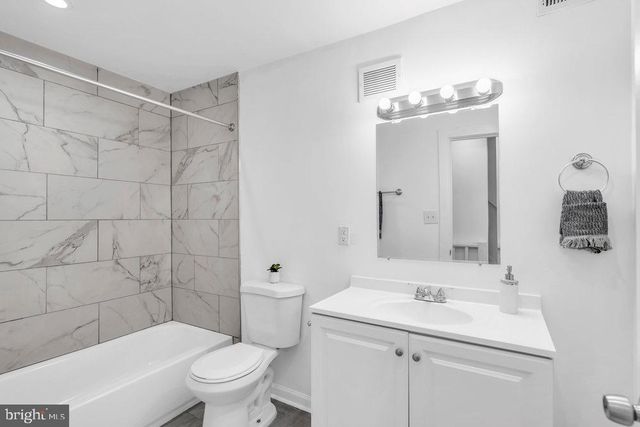 206 JONES AVE, Burlington, NJ 08016