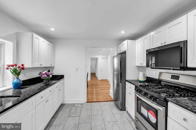 206 JONES AVE, Burlington, NJ 08016