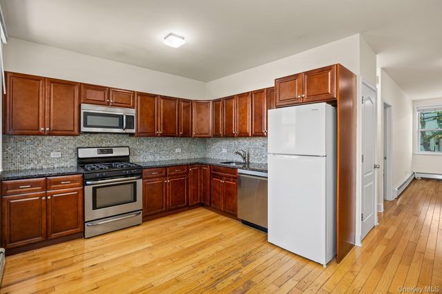 4108 20th Avenue, Astoria, NY 11105