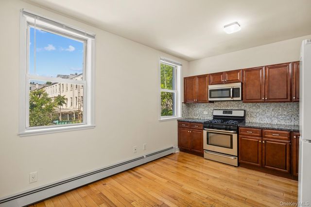 4108 20th Avenue, Astoria, NY 11105