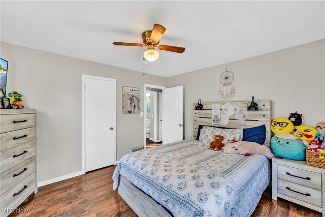 967 Warwick Drive, Sheffield Lake, OH 44054